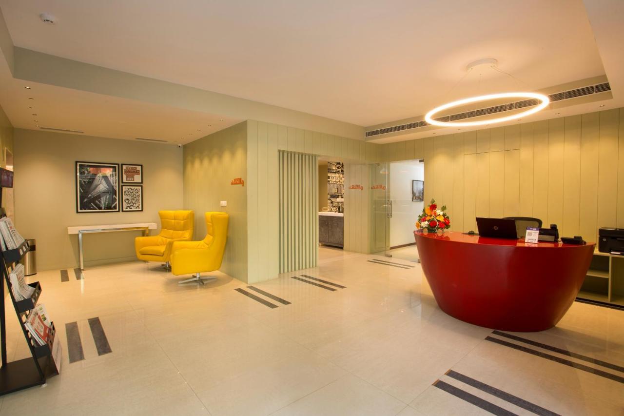 Langford Keys By Tgi Hotel Bangalore Buitenkant foto